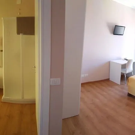 بيت ضيافة La Marina 3*